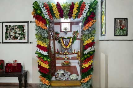 Premium Floral Pooja Room Entrance Decoration