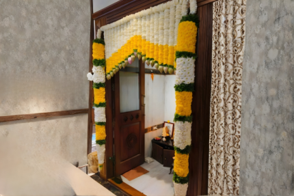 Royal Doorway Flower Decor