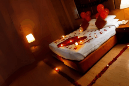 Super Romantic Bed Room Decor